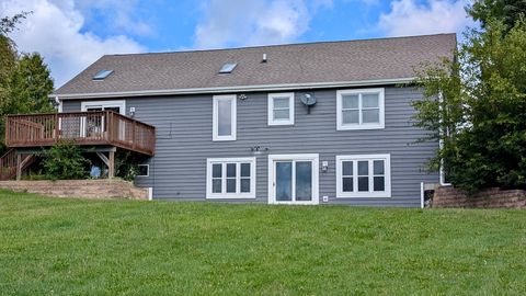 Tiny photo for 11617 Hawthorne Way, Huntley, IL 60142 (MLS # 12487884)
