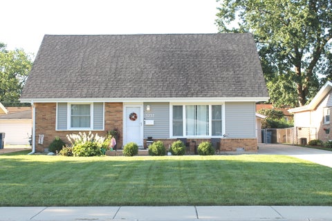 Photo of 5237 Pleasant Lane, Crestwood, IL 60418 (MLS # 12765952)