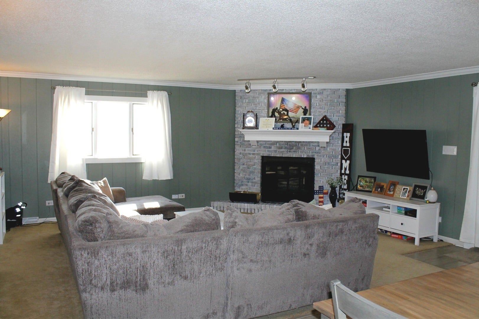5237 Pleasant Lane