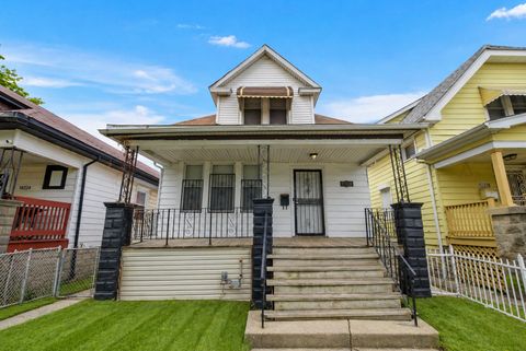 Tiny photo for 10320 S Indiana Avenue, Chicago, IL 60628 (MLS # 12634394)