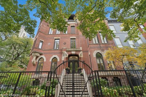 839 N Dearborn Street B Chicago IL 60610