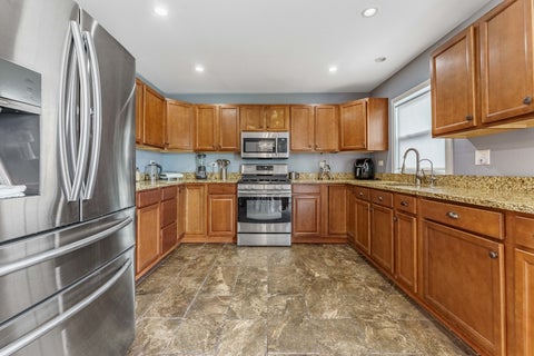 Tiny photo for 346 Eaton Avenue, Romeoville, IL 60446 (MLS # 12779322)