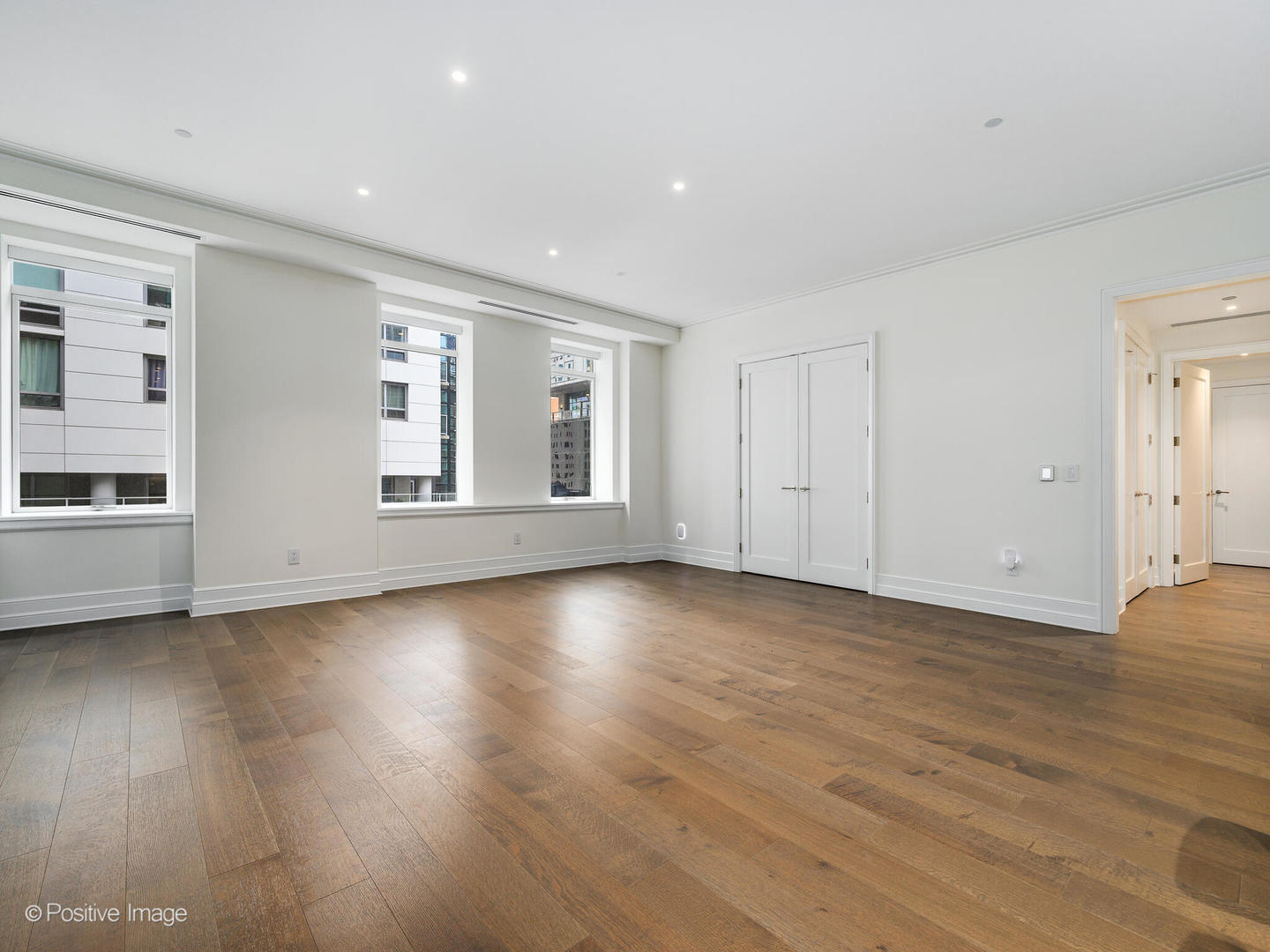 435 N Michigan Avenue 611