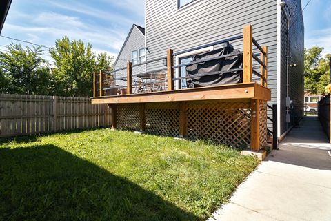 Tiny photo for 943 N Central Park Avenue, Chicago, IL 60651 (MLS # 12485808)