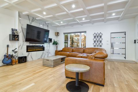 Tiny photo for 943 N Central Park Avenue, Chicago, IL 60651 (MLS # 12485808)