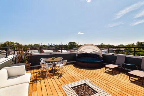 Tiny photo for 943 N Central Park Avenue, Chicago, IL 60651 (MLS # 12485808)