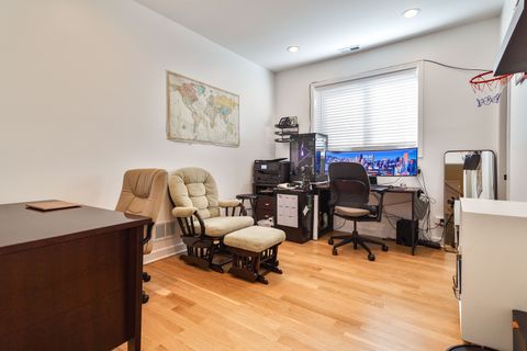 Tiny photo for 943 N Central Park Avenue, Chicago, IL 60651 (MLS # 12485808)