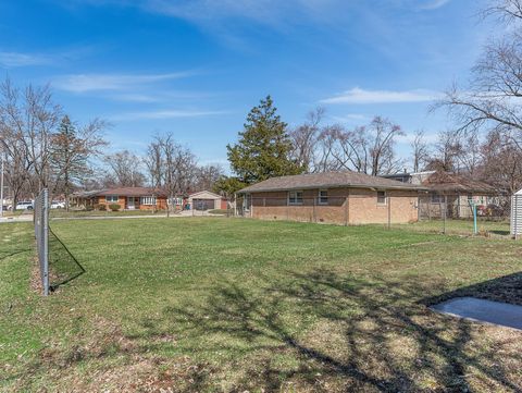 Tiny photo for 595 Hickory Street, Chicago Heights, IL 60411 (MLS # 12592239)