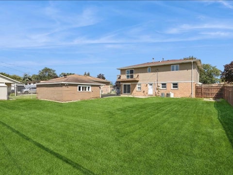 Tiny photo for 6525 W 83 Place, Burbank, IL 60459 (MLS # 12725722)