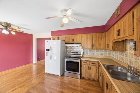 Tiny photo for 6525 W 83 Place, Burbank, IL 60459 (MLS # 12725722)