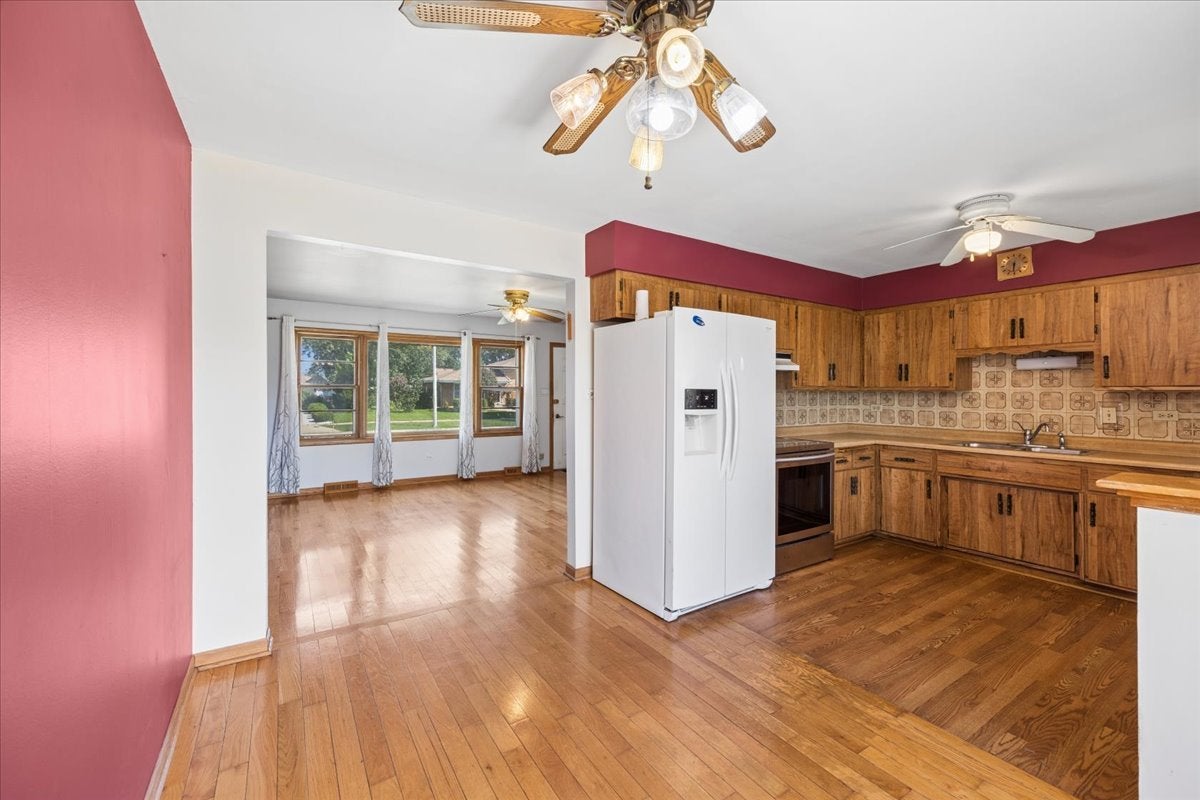 6525 W 83 Place