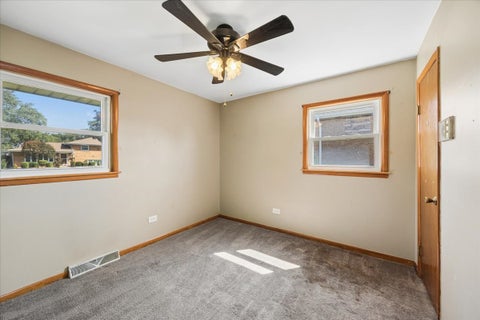Tiny photo for 6525 W 83 Place, Burbank, IL 60459 (MLS # 12725722)