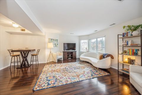 Tiny photo for 6425 Clarendon Hills Road #211, Willowbrook, IL 60527 (MLS # 12543530)