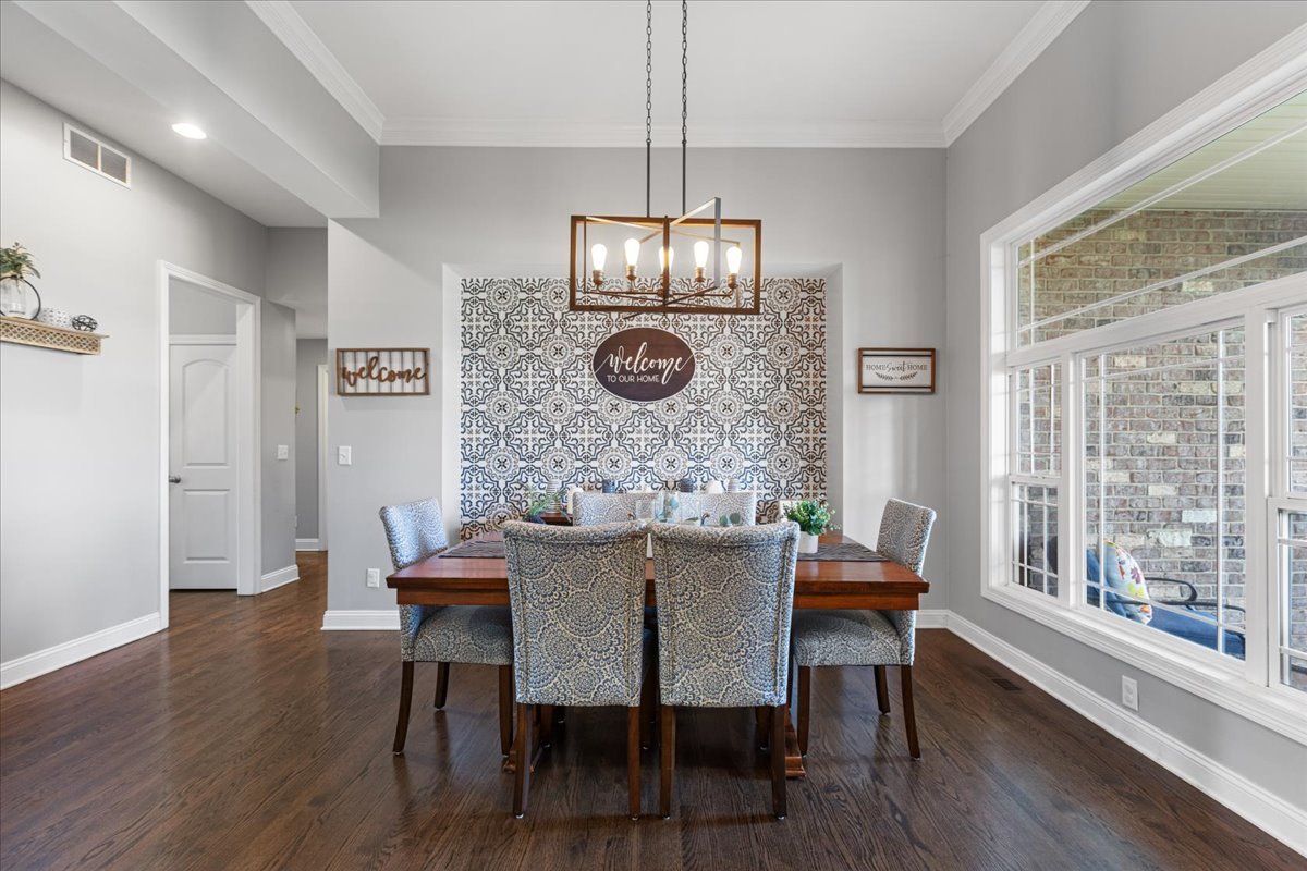 905 Tall Grass Court