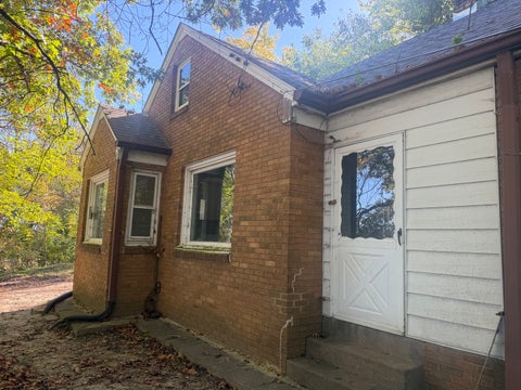 Photo of 1818 18th Street, East Moline, IL 61244 (MLS # 12791218)