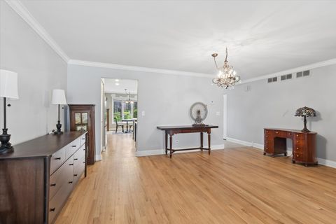 Tiny photo for 1163 Mistwood Court, Downers Grove, IL 60515 (MLS # 12623468)