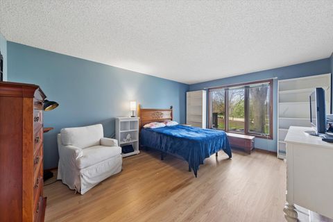 Tiny photo for 1163 Mistwood Court, Downers Grove, IL 60515 (MLS # 12623468)