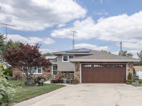 Photo of 2105 Glenwood Avenue, Joliet, IL 60435 (MLS # 12713917)