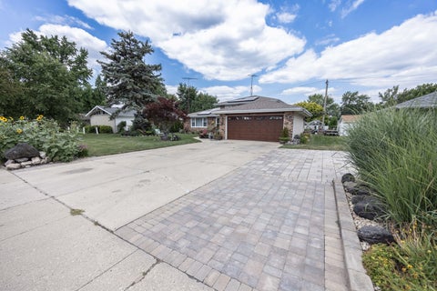 Tiny photo for 2105 Glenwood Avenue, Joliet, IL 60435 (MLS # 12713917)