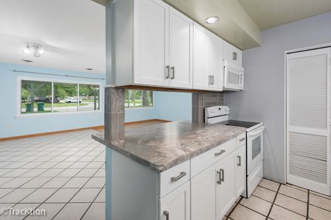 Tiny photo for 34 Scarsdale Road, Montgomery, IL 60538 (MLS # 12668568)