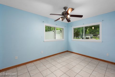 Tiny photo for 34 Scarsdale Road, Montgomery, IL 60538 (MLS # 12668568)