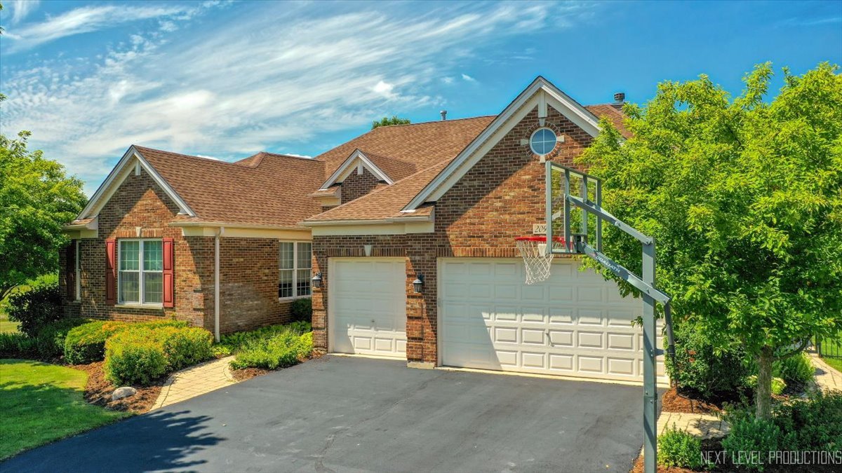 2095 Sandell Lane