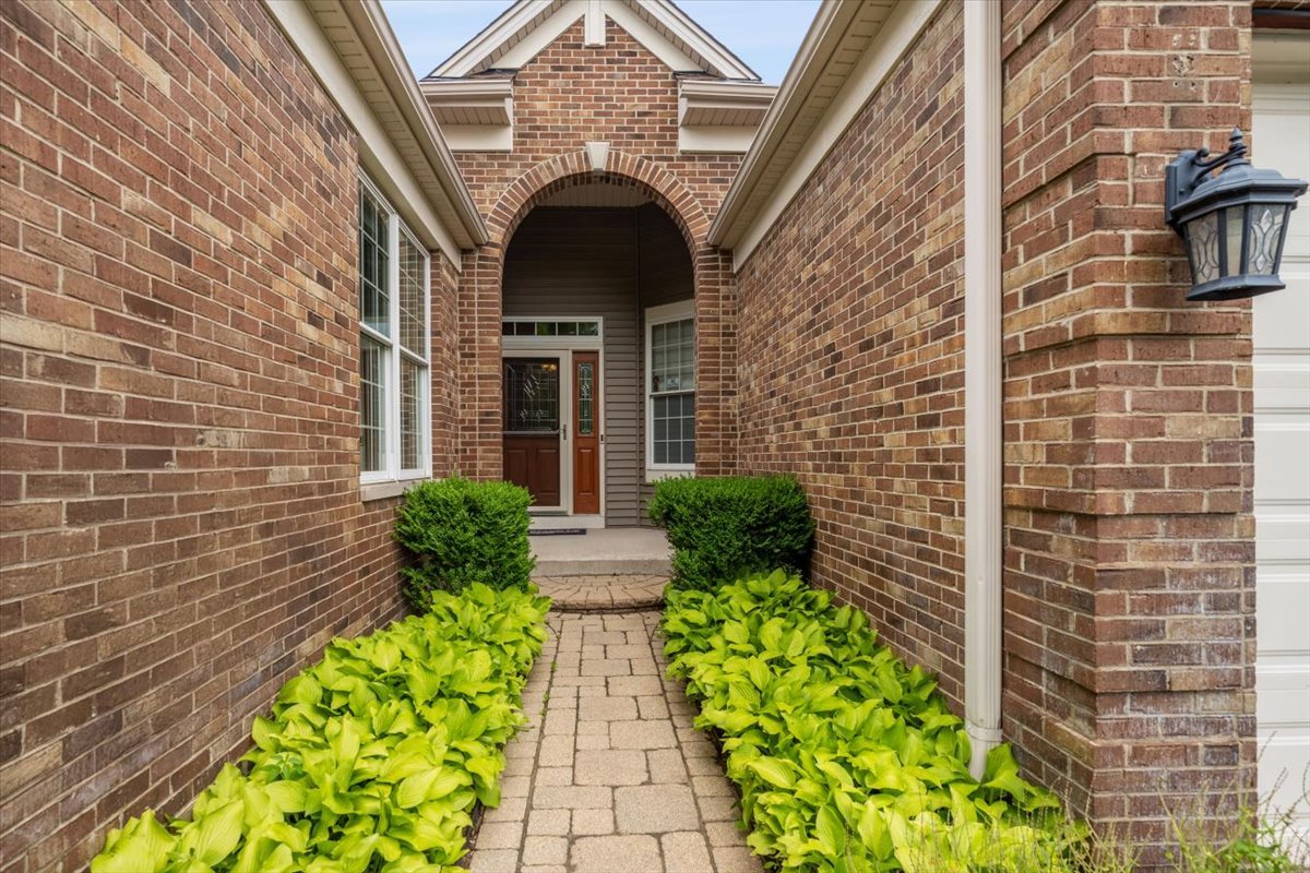 2095 Sandell Lane