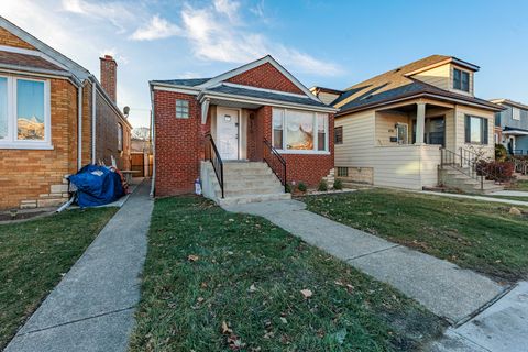 Photo of 6210 S Keeler Avenue, Chicago, IL 60629 (MLS # 12536881)