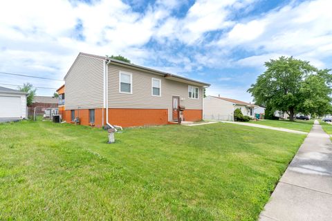 Tiny photo for 408 Haller Avenue, Romeoville, IL 60446 (MLS # 12430188)