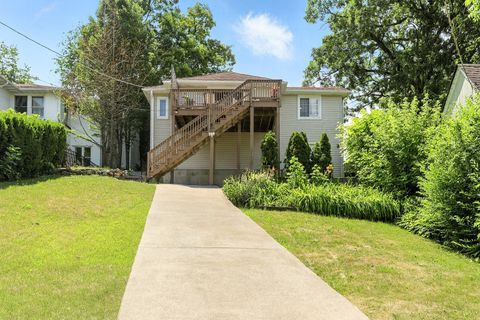 Tiny photo for 28629 W Ravine Drive, Barrington, IL 60010 (MLS # 12143834)