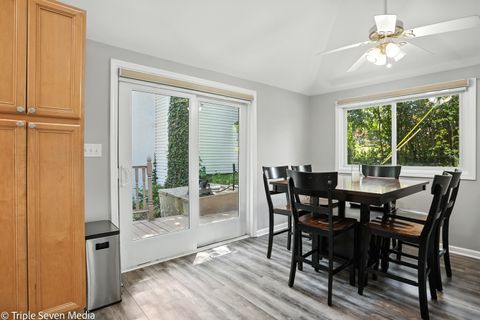 Tiny photo for 28629 W Ravine Drive, Barrington, IL 60010 (MLS # 12143834)