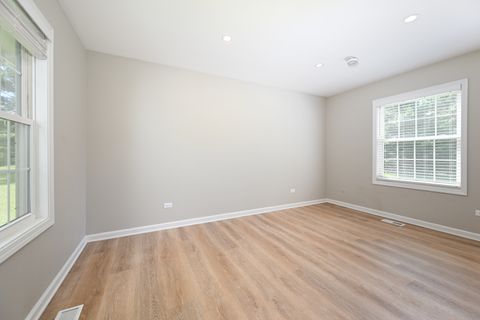 Tiny photo for 8307 Concord Drive, Bull Valley, IL 60098 (MLS # 12685808)