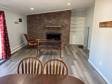 Tiny photo for 403 W MITCHELL Street, Benton, IL 62812 (MLS # 12592035)