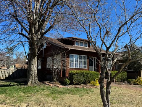 Tiny photo for 403 W MITCHELL Street, Benton, IL 62812 (MLS # 12592035)