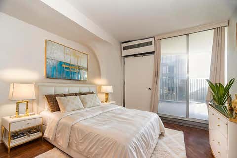 Tiny photo for 300 N State Street #5620, Chicago, IL 60654 (MLS # 12636454)