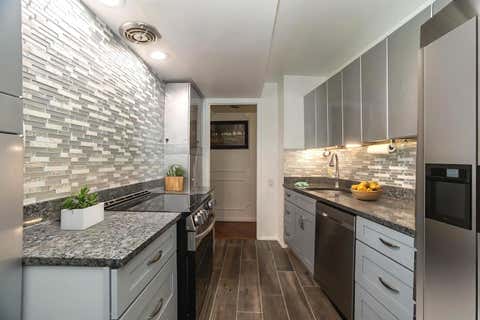 Tiny photo for 300 N State Street #5620, Chicago, IL 60654 (MLS # 12636454)