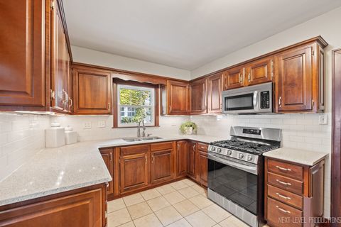 Tiny photo for 1205 S 4th Street, St. Charles, IL 60174 (MLS # 12487333)