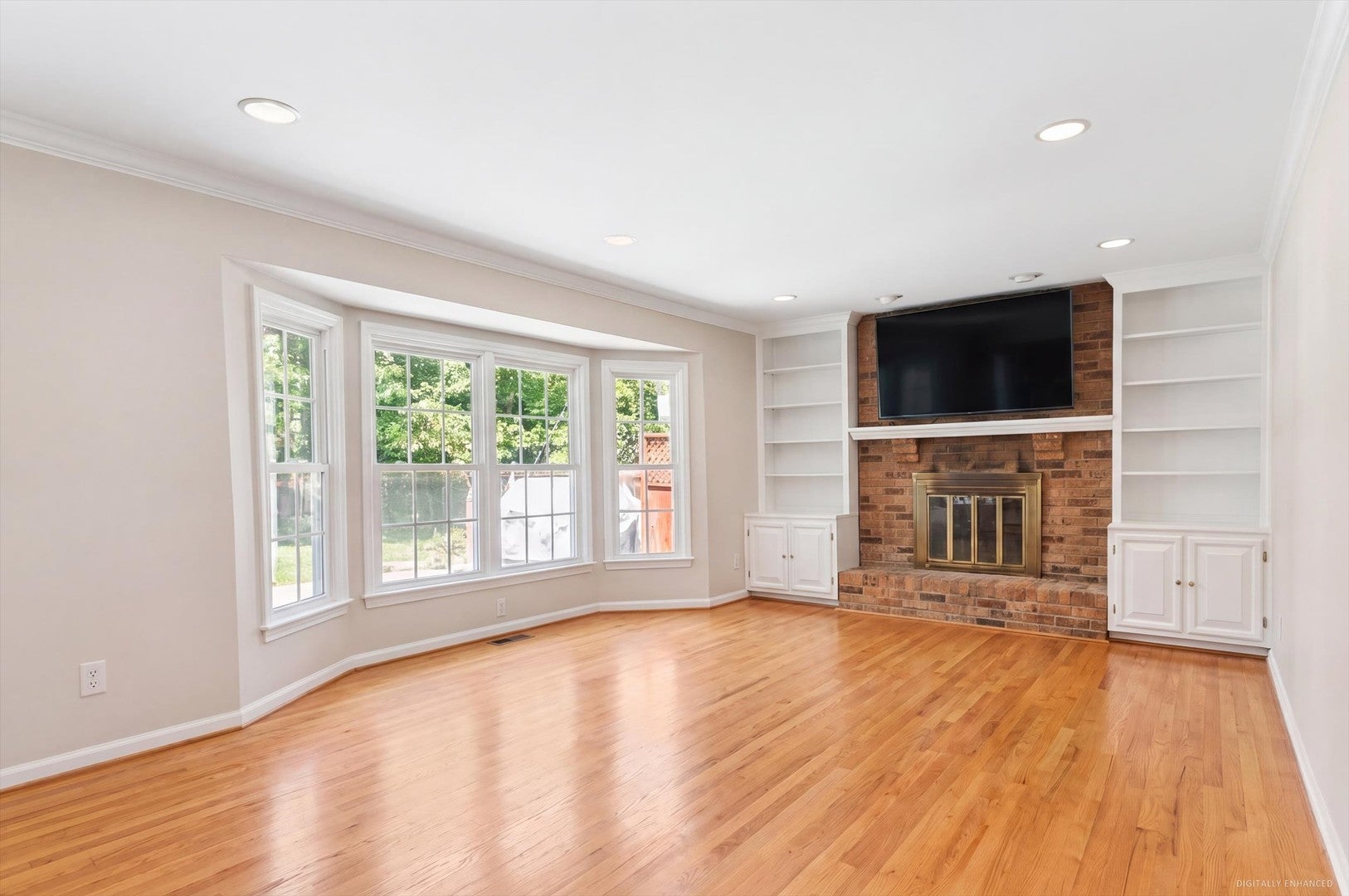 1527 Abbotsford Drive
