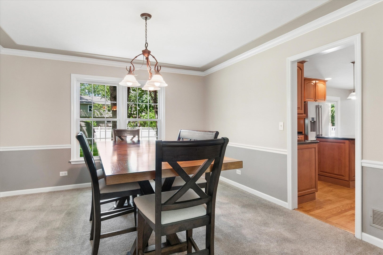 1527 Abbotsford Drive