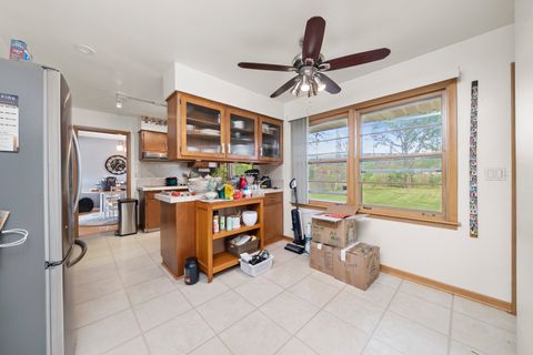 Tiny photo for 675 S Edgewood Avenue, Elmhurst, IL 60126 (MLS # 12499847)