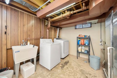 Tiny photo for 675 S Edgewood Avenue, Elmhurst, IL 60126 (MLS # 12499847)