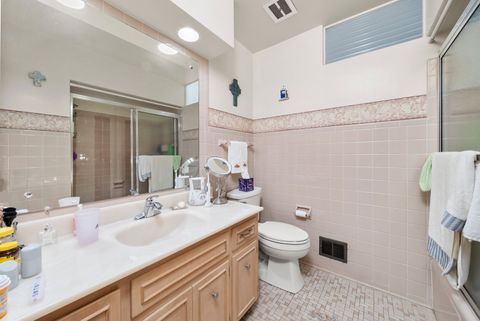 Tiny photo for 675 S Edgewood Avenue, Elmhurst, IL 60126 (MLS # 12499847)