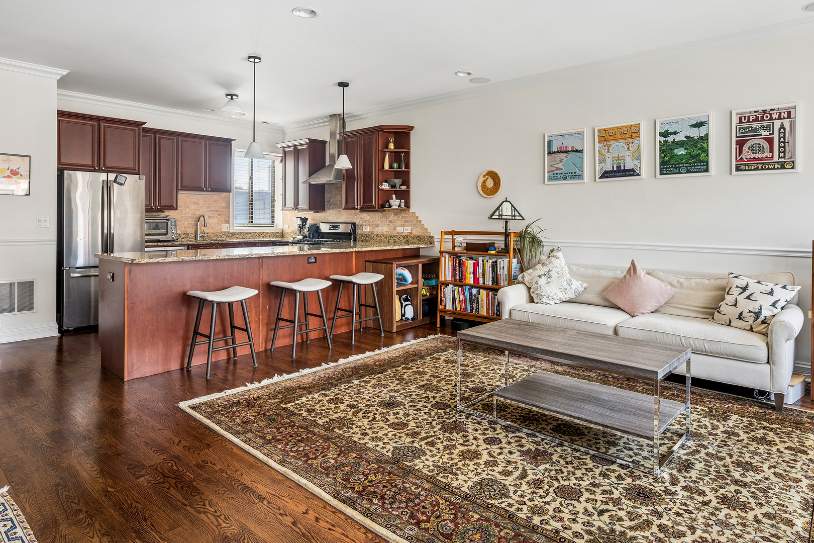 5217 N Winthrop Avenue 3S