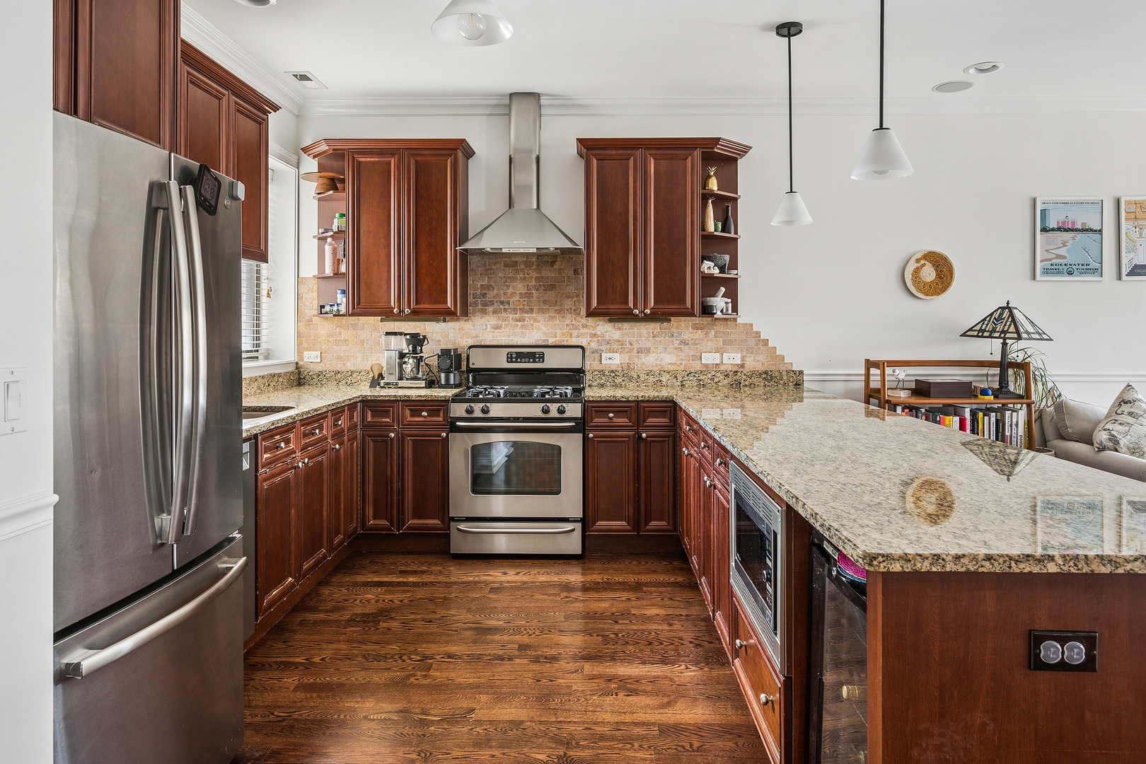 5217 N Winthrop Avenue 3S