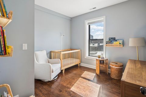 Tiny photo for 5217 N Winthrop Avenue #3S, Chicago, IL 60640 (MLS # 12594996)
