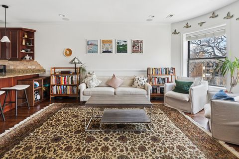 Tiny photo for 5217 N Winthrop Avenue #3S, Chicago, IL 60640 (MLS # 12594996)