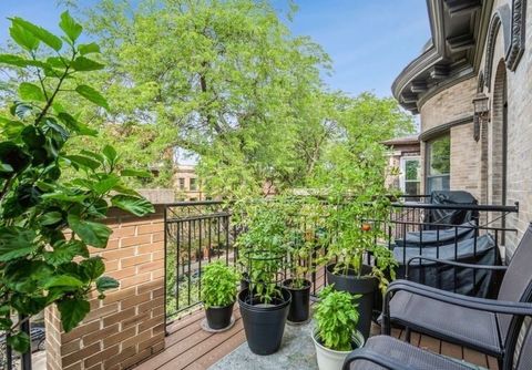 Tiny photo for 5217 N Winthrop Avenue #3S, Chicago, IL 60640 (MLS # 12594996)