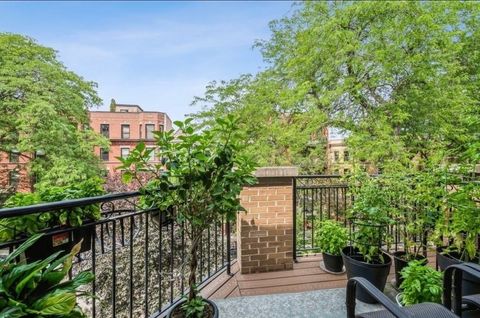 Tiny photo for 5217 N Winthrop Avenue #3S, Chicago, IL 60640 (MLS # 12594996)