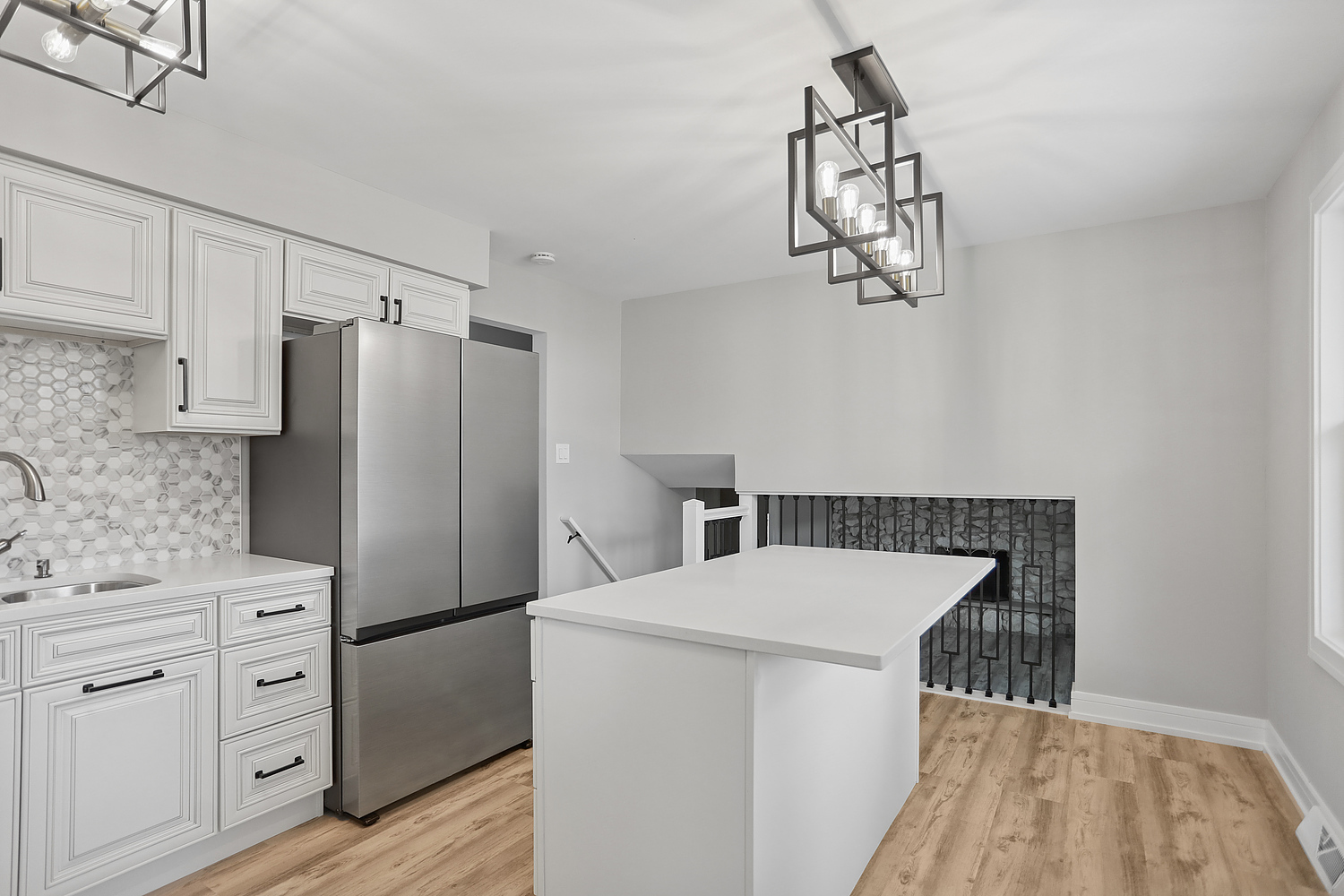232 S Walnut Street