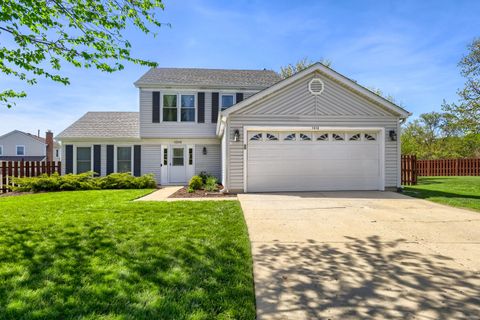 Photo of 1310 W Darlington Circle, Hoffman Estates, IL 60169 (MLS # 12633950)